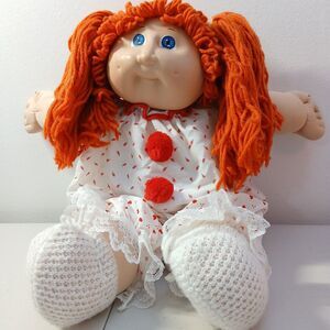 Vintage 1985 Cabbage Patch Kid Doll Red Hair Blue Eyes Dimples strawberry Outfit